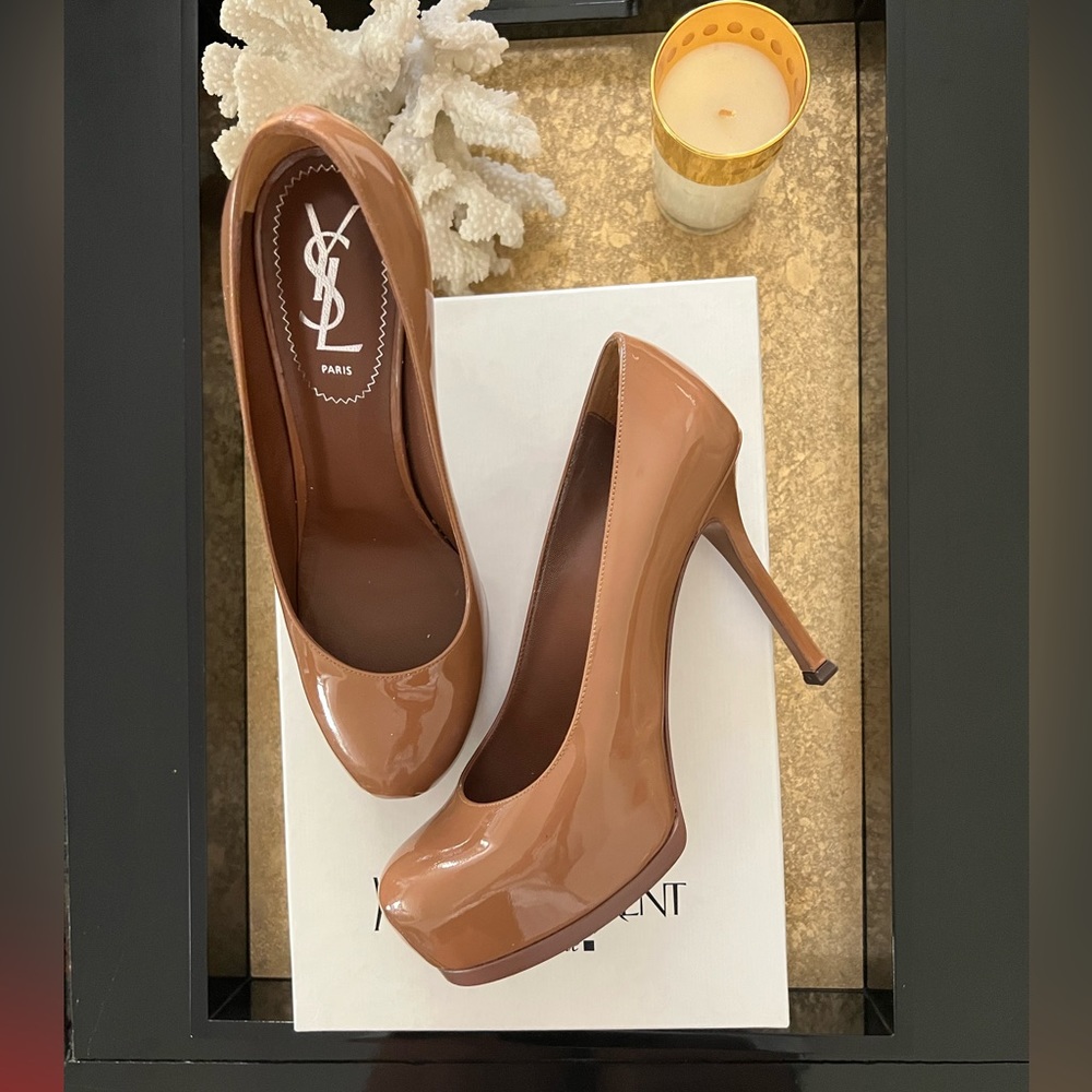 YSL Nude Pumps. Size 6.5